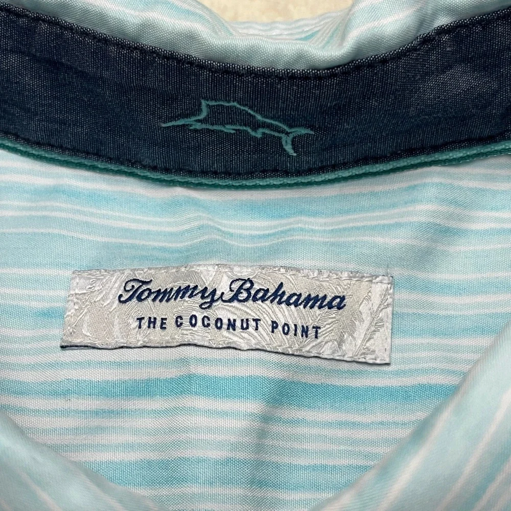 Tommy Bahama Shirt Mens XL Blue Coconut Point Ombre Striped Button Down Short